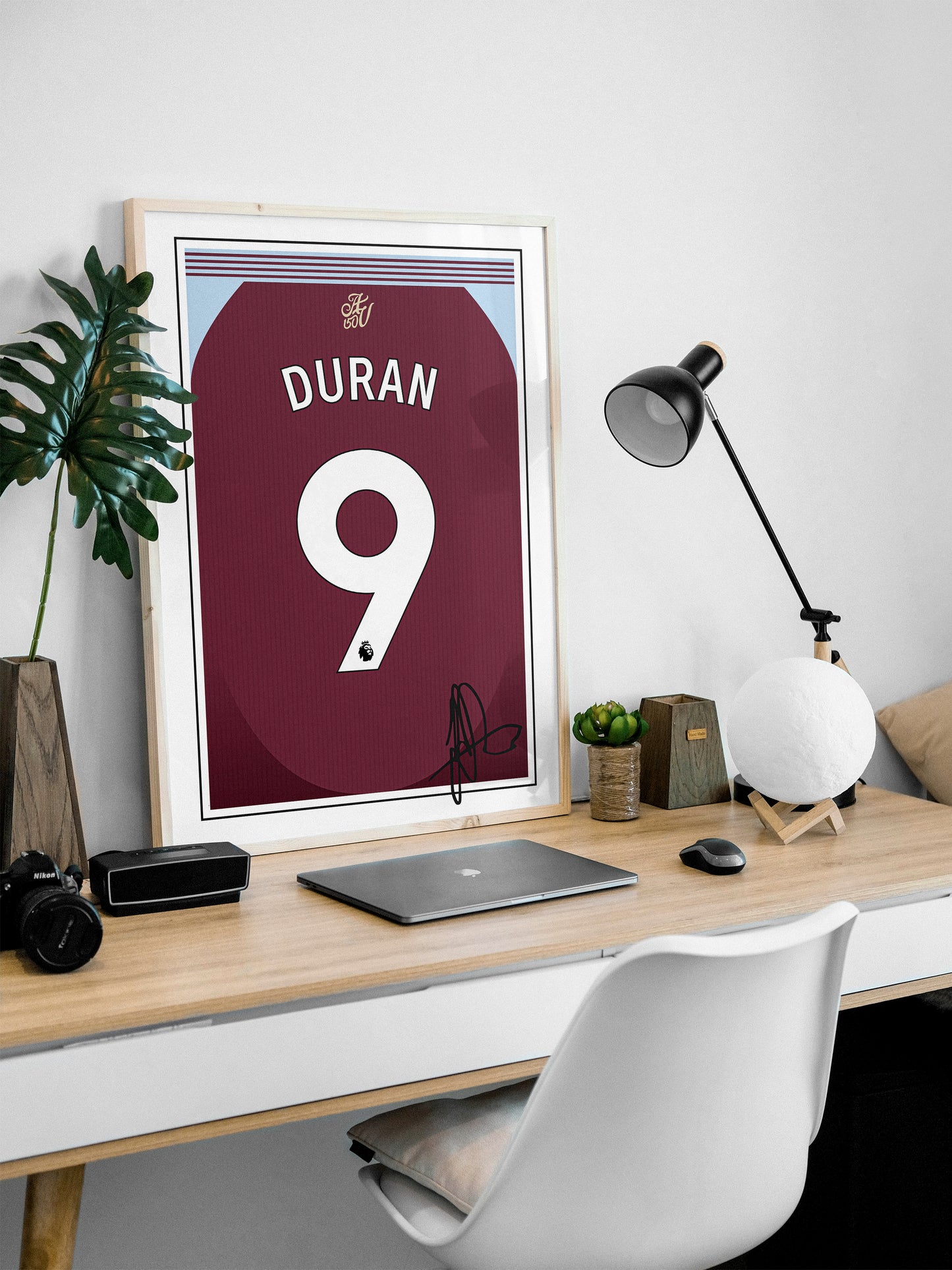 Jhon Duran 24/25 Aston Villa Home Shirt Poster