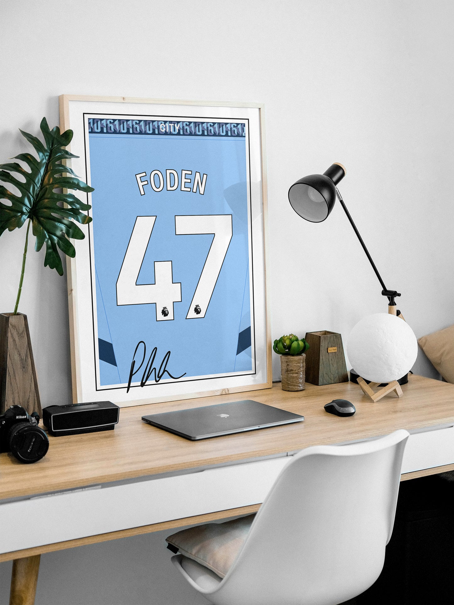 Phil Foden 24/25 Man City Home Shirt Poster