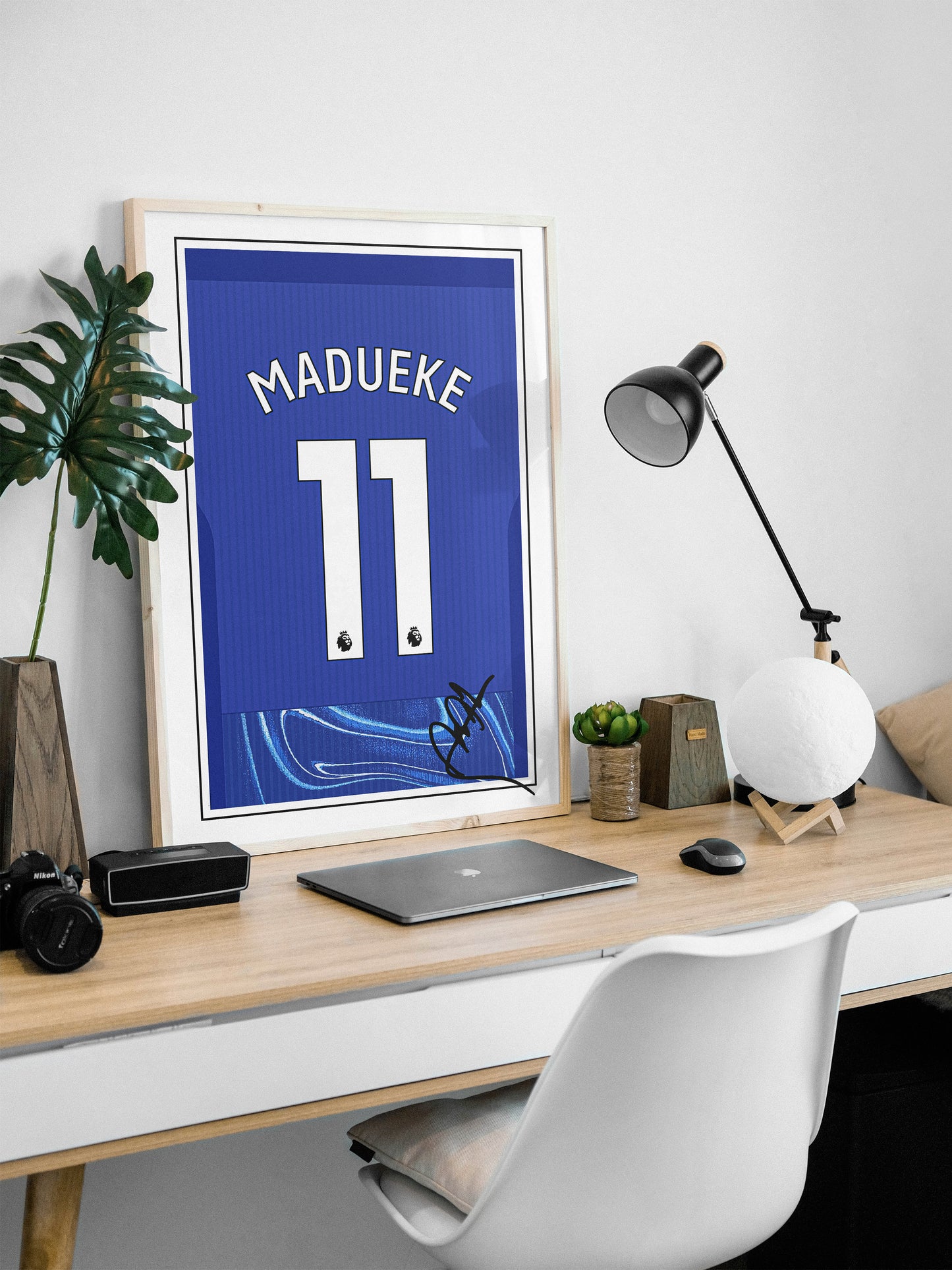 Noni Madueke 24/25 Chelsea Home Shirt Poster