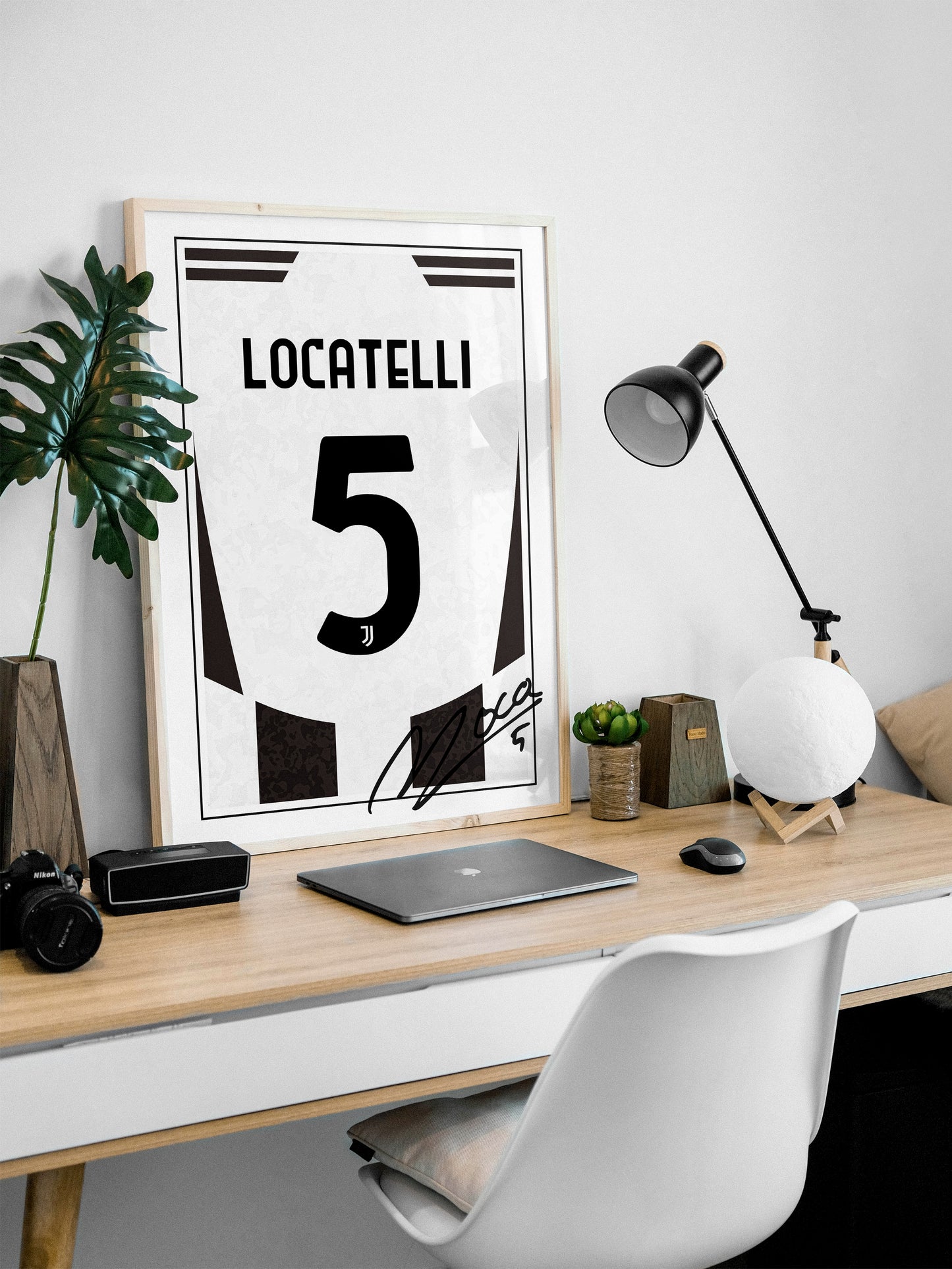 Manuel Locatelli 24/25 Juventus Home Shirt Poster